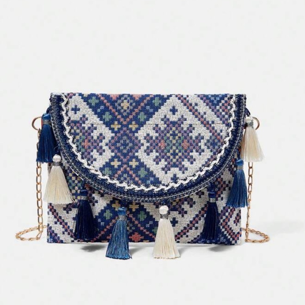 Fringe Decorated Flip Cover Multicolor Woven Bag - Picture 6 of 9